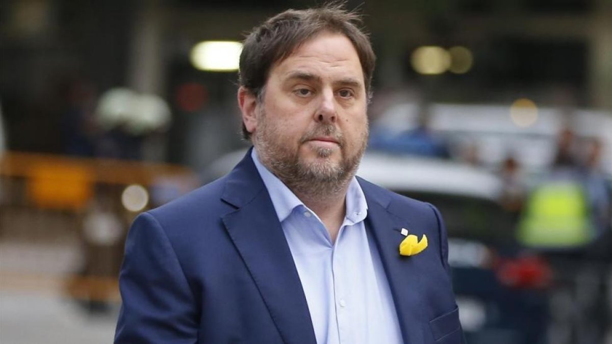 El exvicepresidente y exconseller de Economia de la Generalitat Oriol Junqueras, el pasado 2 de noviembre, día en que acudió a declarar a la Audiencia Nacional.-/ PERIODICO (AP / PAUL WHITE)