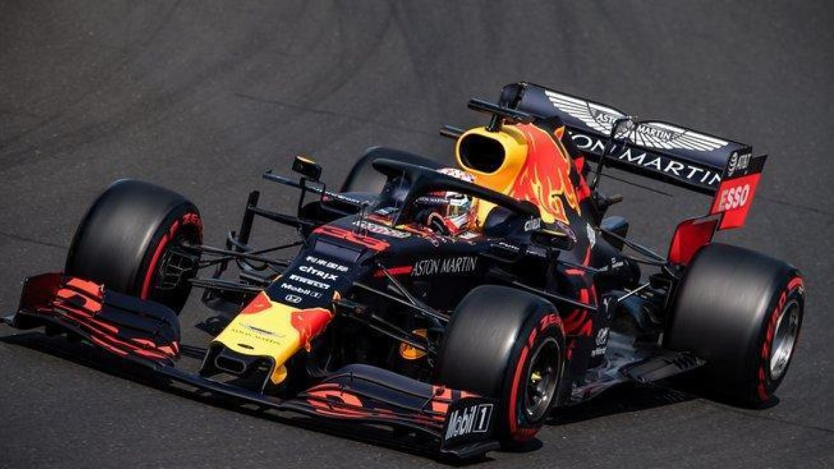 Max Verstappen, en acción.-AFP