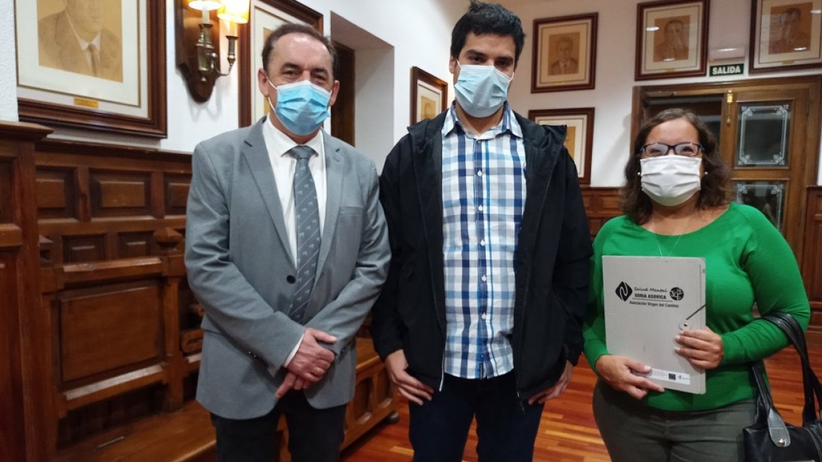 Diputación y Asovica firmaron un acuerdo para facilitar la integración laboral y social.-HDS