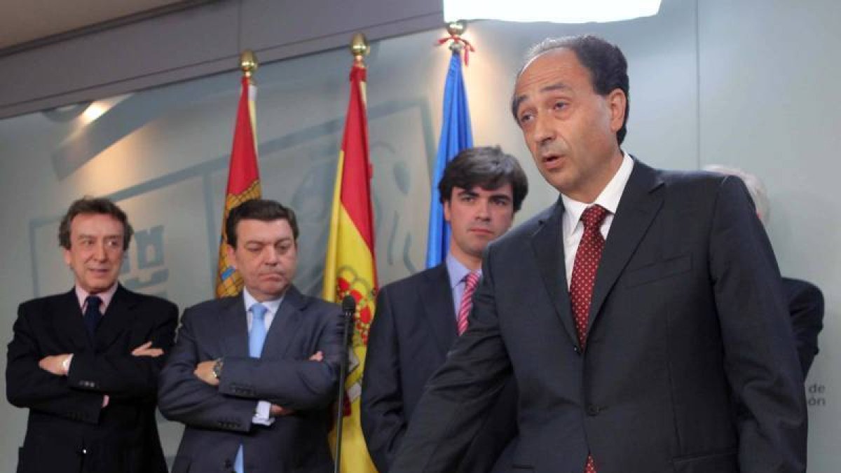 Toma de posesión del nuevo delegado de la Junta en Soria. / ICAL-