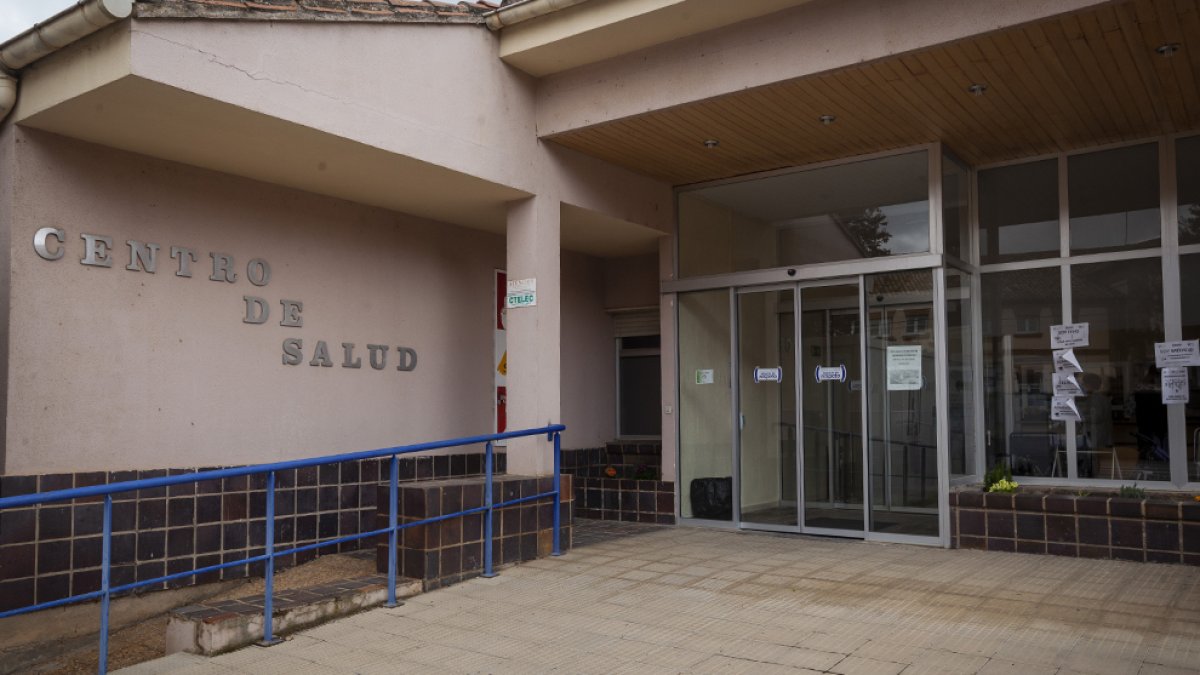 Centro de salud de Almazán - MARIO TEJEDOR WEB