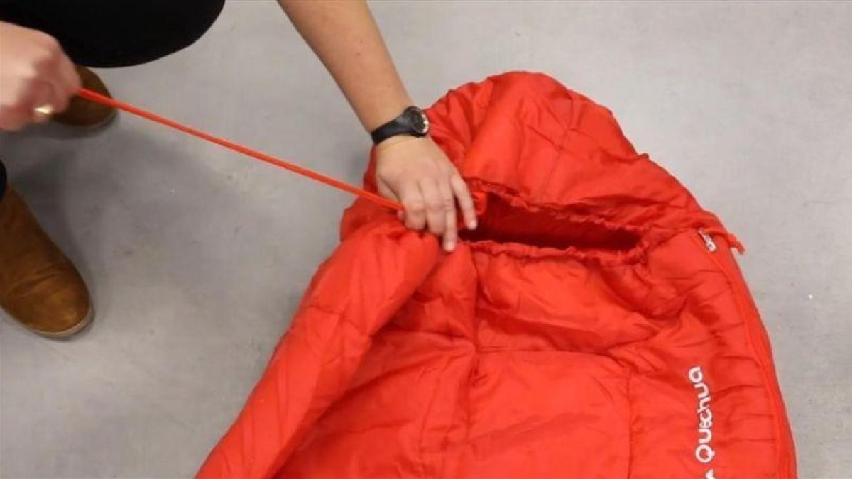 Saco de dormir Forcalaz 10 Junior Quechua de Decathlon.-EL PERIÓDICO