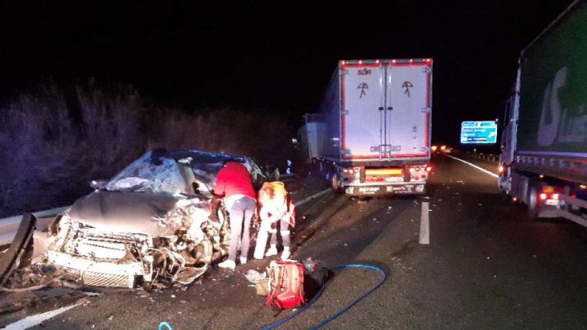 Accidente ocurrido en la A-15 a la salida de Ágreda. HDS