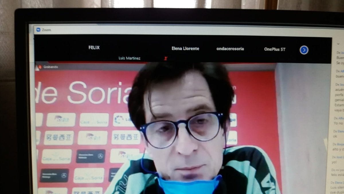 Honorio Martínez, médico del Numancia, en la videoconferencia de ayer. HDS