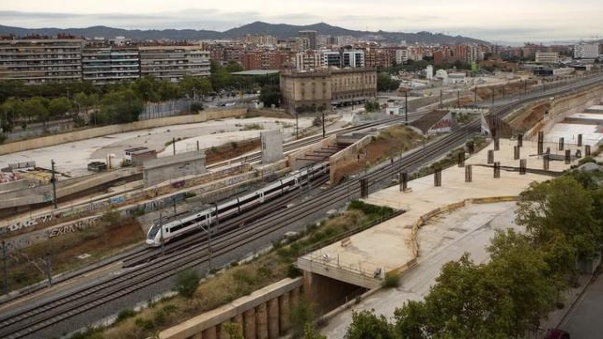 Obras de la estación de La Sagrera, en septiembre del 2015.-ALBERT BERTRAN