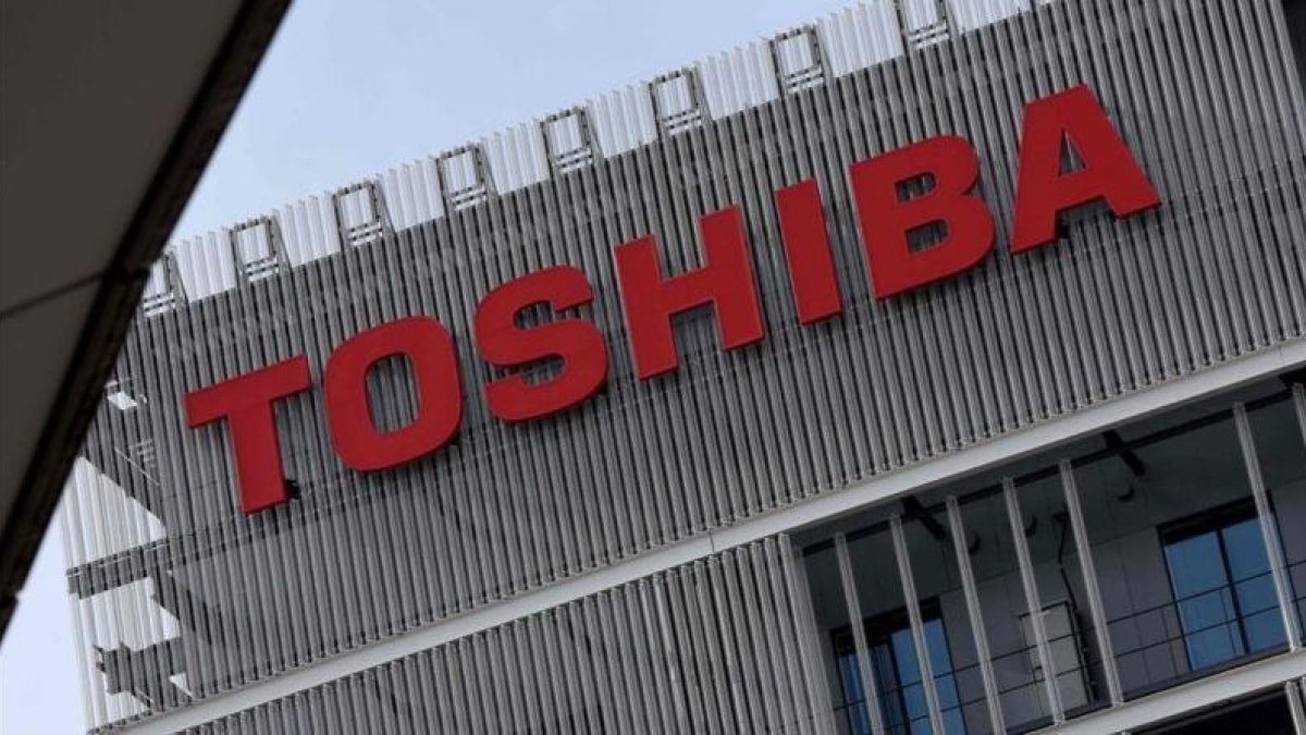 Edificio de la firma Toshiba en Tokio.-TORU YAMANAKA