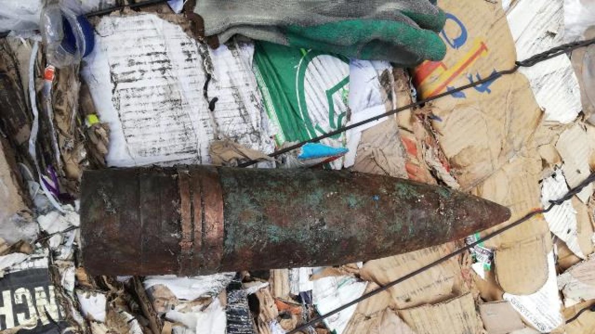 El proyectil encontrado en el Centro de Tratamiento de Residuos de Golmayo, en Soria.