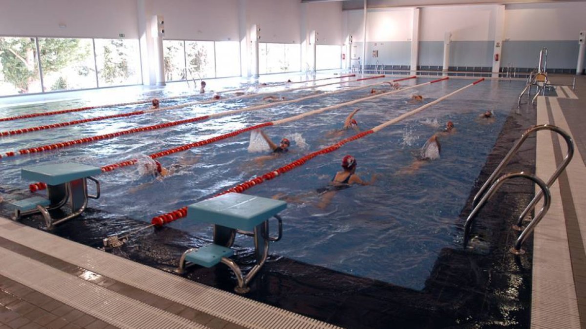 Piscina climatizada de Almazán-V. Guisande