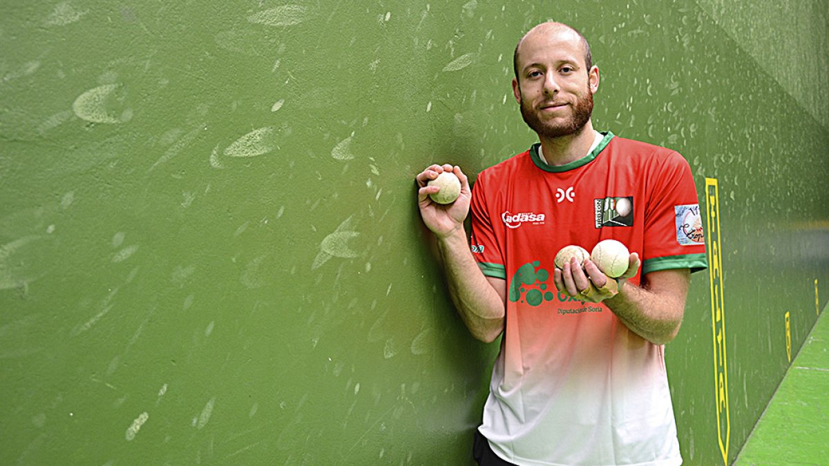 Álex Hernando.-R. FERNÁNDEZ