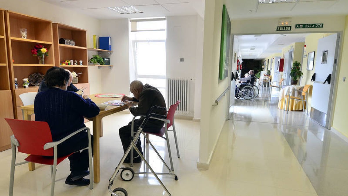 Residencia de mayores. ÁLVARO MARTÍNEZ-