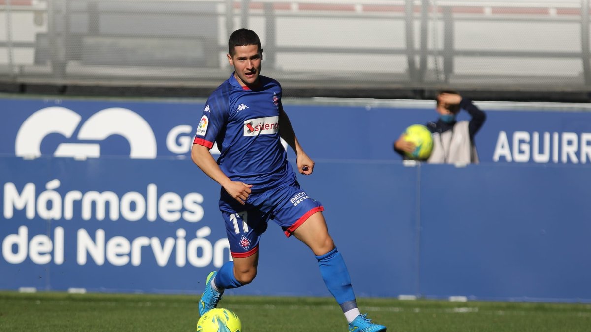 Amorrortu, un fichaje para el Numancia que llega de Segunda División. SD Amorebieta