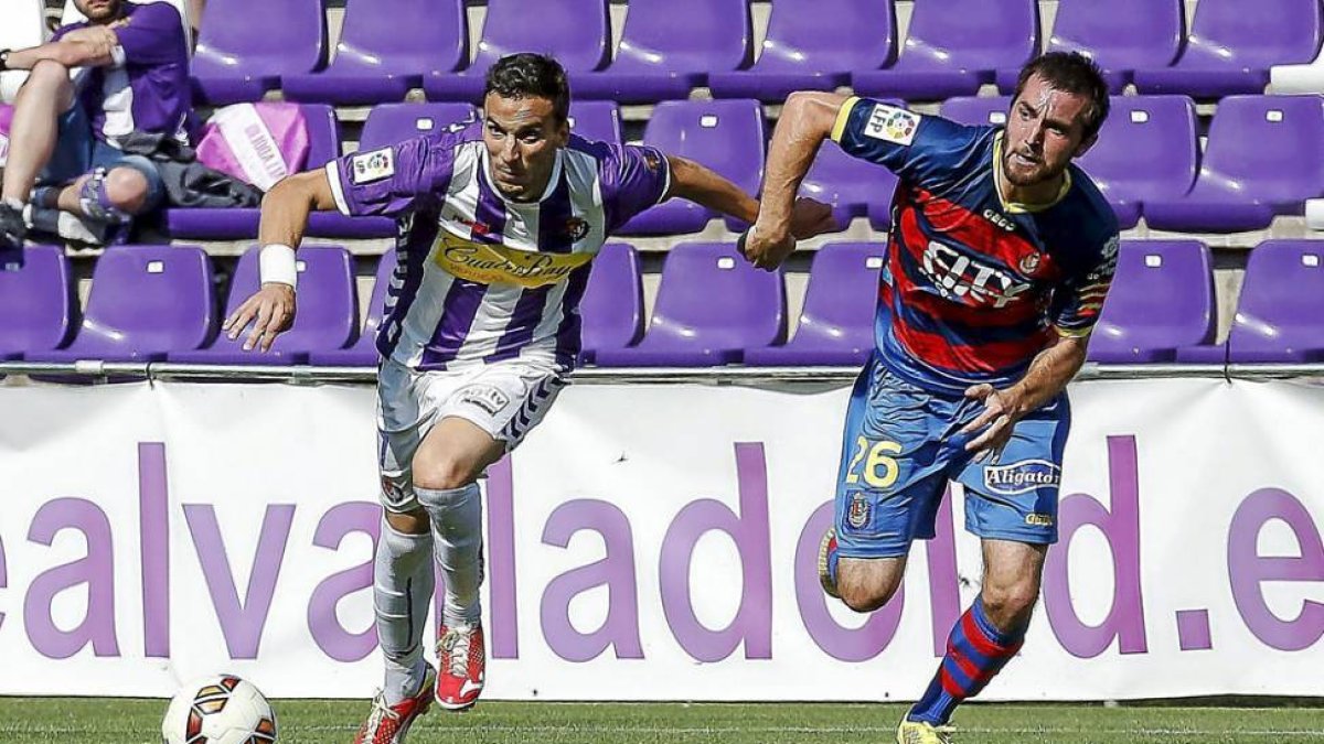 Óscar Díaz en el encuentro del curso pasado entre el Valladolid y el Llagostera celebrado en Zorrilla.-Miguel Ángel Santos