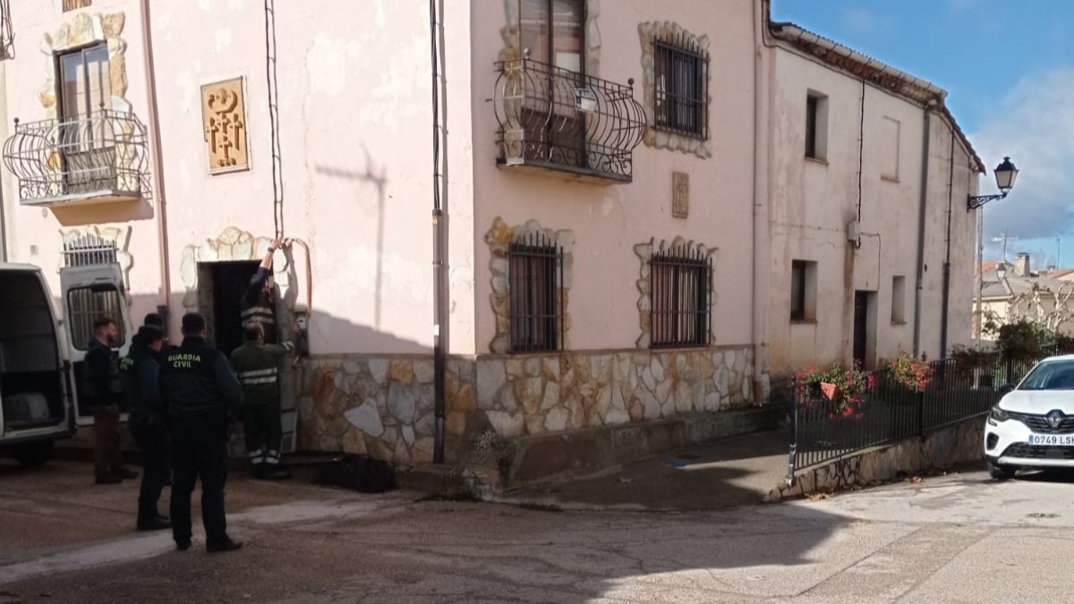 Vivienda en la que se ha decomisado la marihuana.-A. HERNANDO