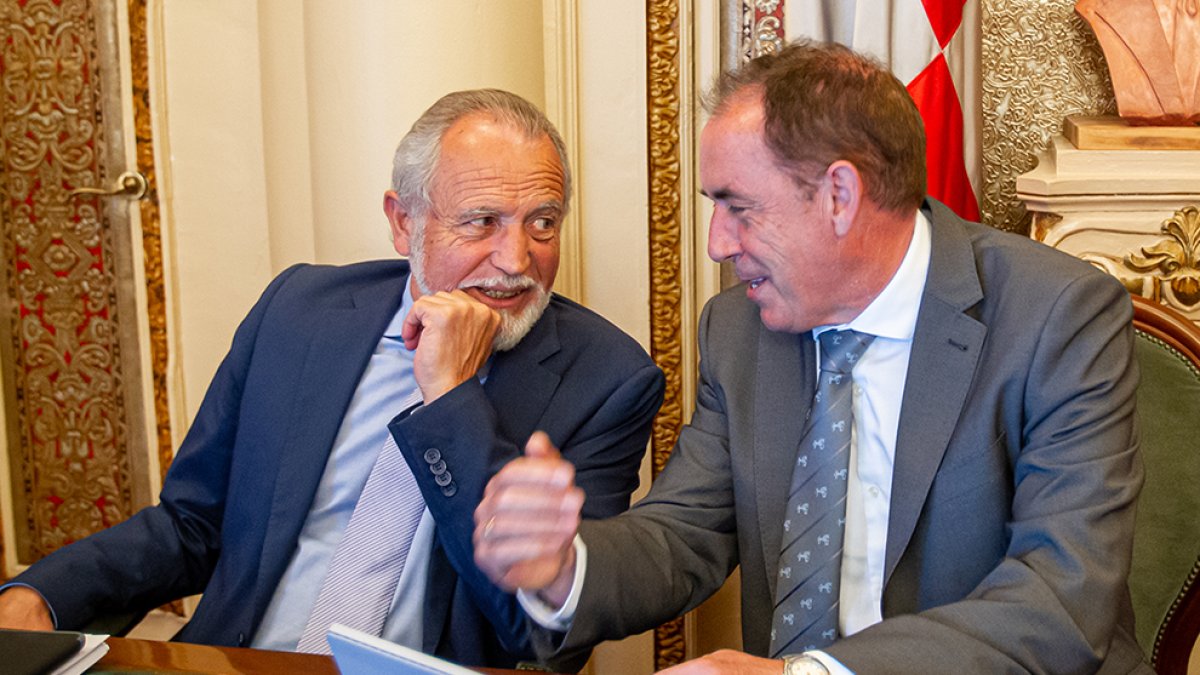 Jose Antonio de Miguel y Benito Serrano. MARIO TEJEDOR