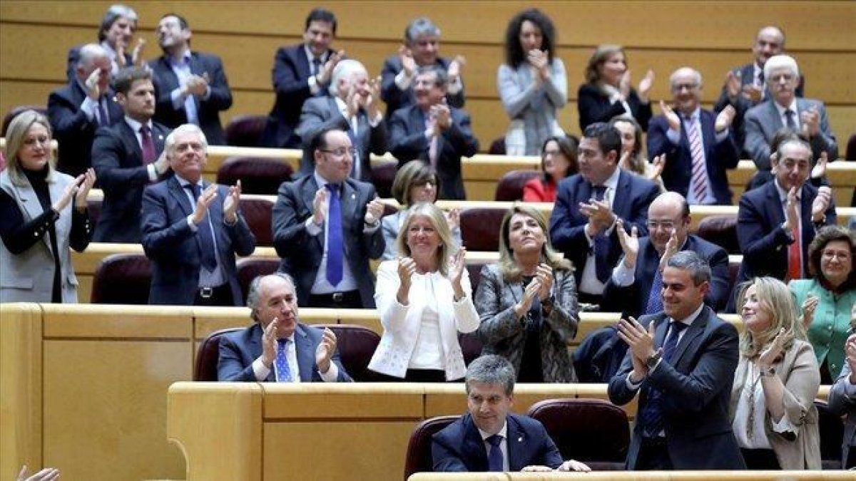 Imagen de archivo de la bancada del Grupo Popular en el Senado.-KIKE HUESCA (EFE)