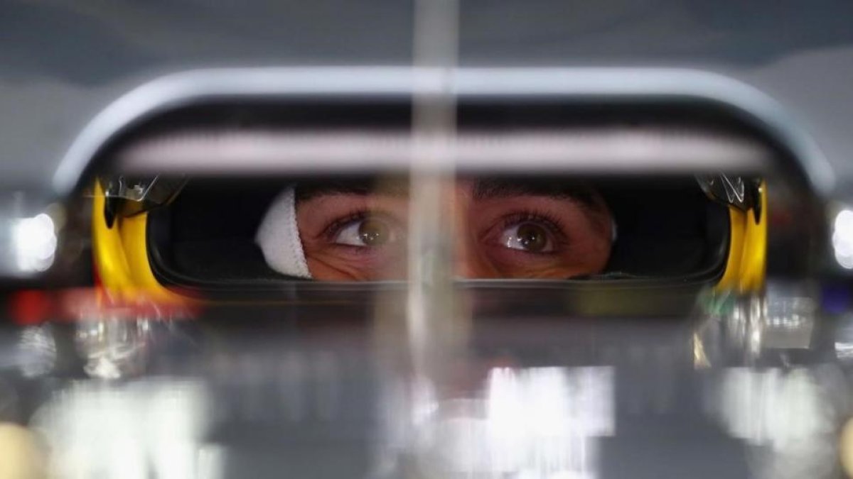Fernando Alonso, en su McLaren-Honda, en México.-AFP / CLIVE MASON