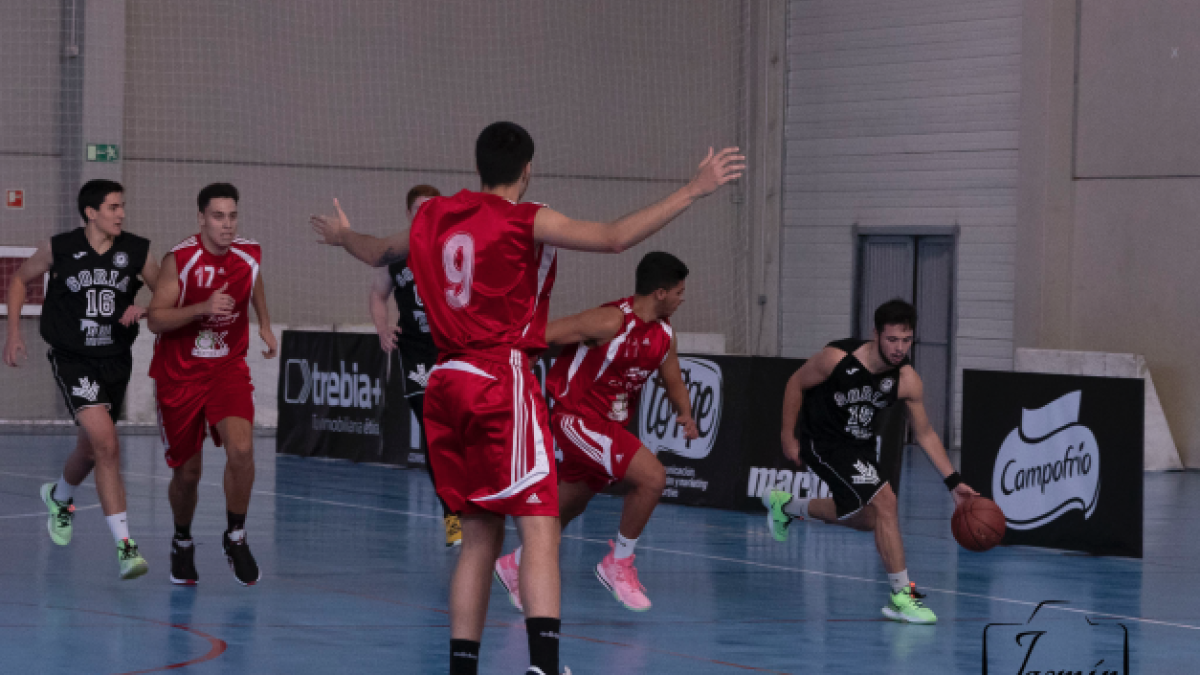 El acuerdo forma parte del programa ‘Soria Se Mueve’ que potencia el desarrollo del deporte local y fomenta los hábitos de vida saludables. HDS