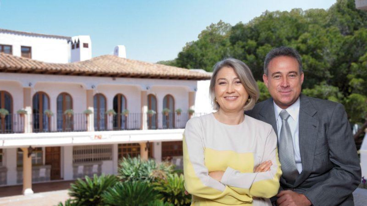 Carmen y Luis Riu, propietarios de Hoteles Riu, en el 2016.-EL PERIÓDICO