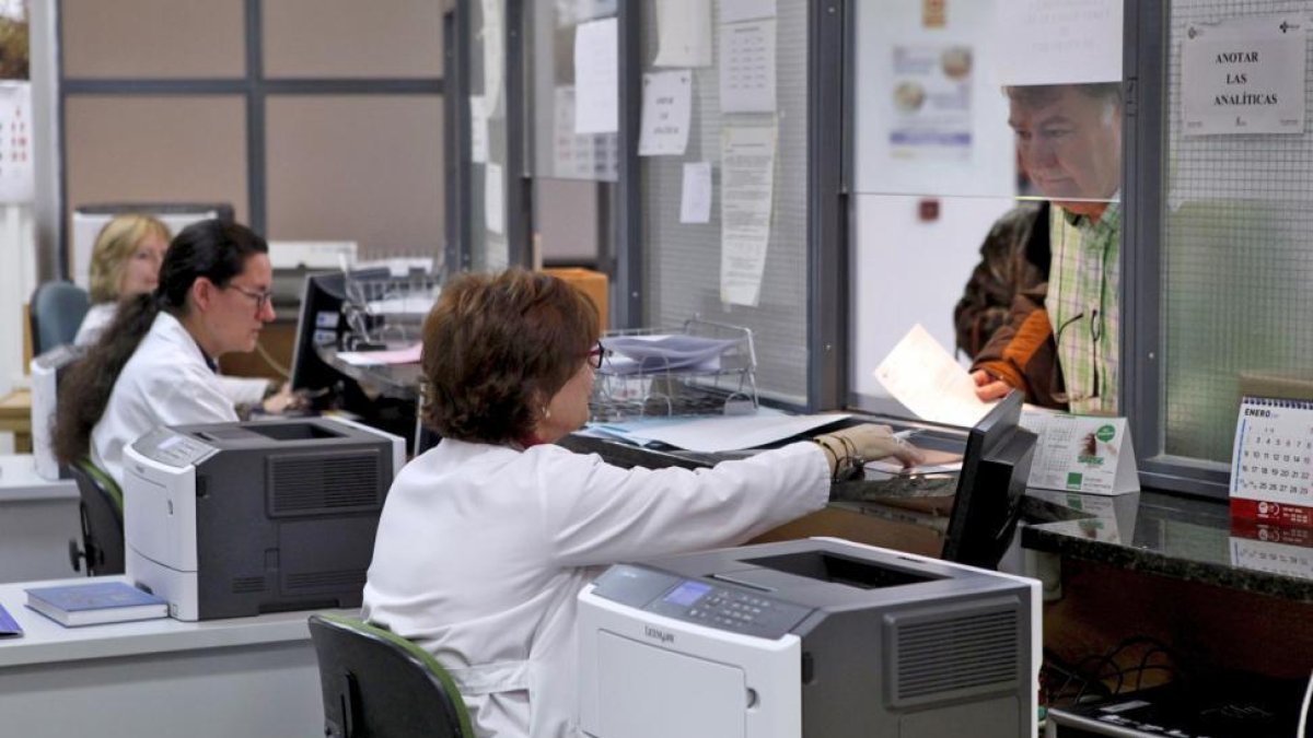 Petición de cita para consultas en el hospital-HDS