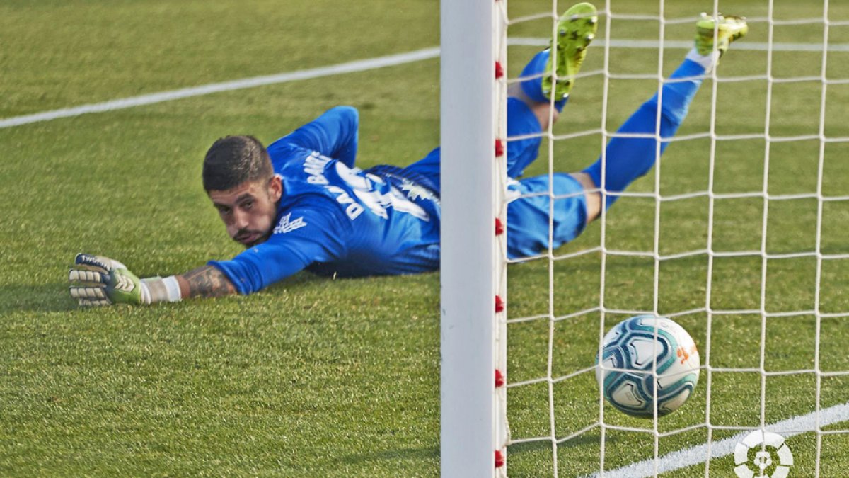 Dani Barrio encaja el primer gol del Girona - Laliga