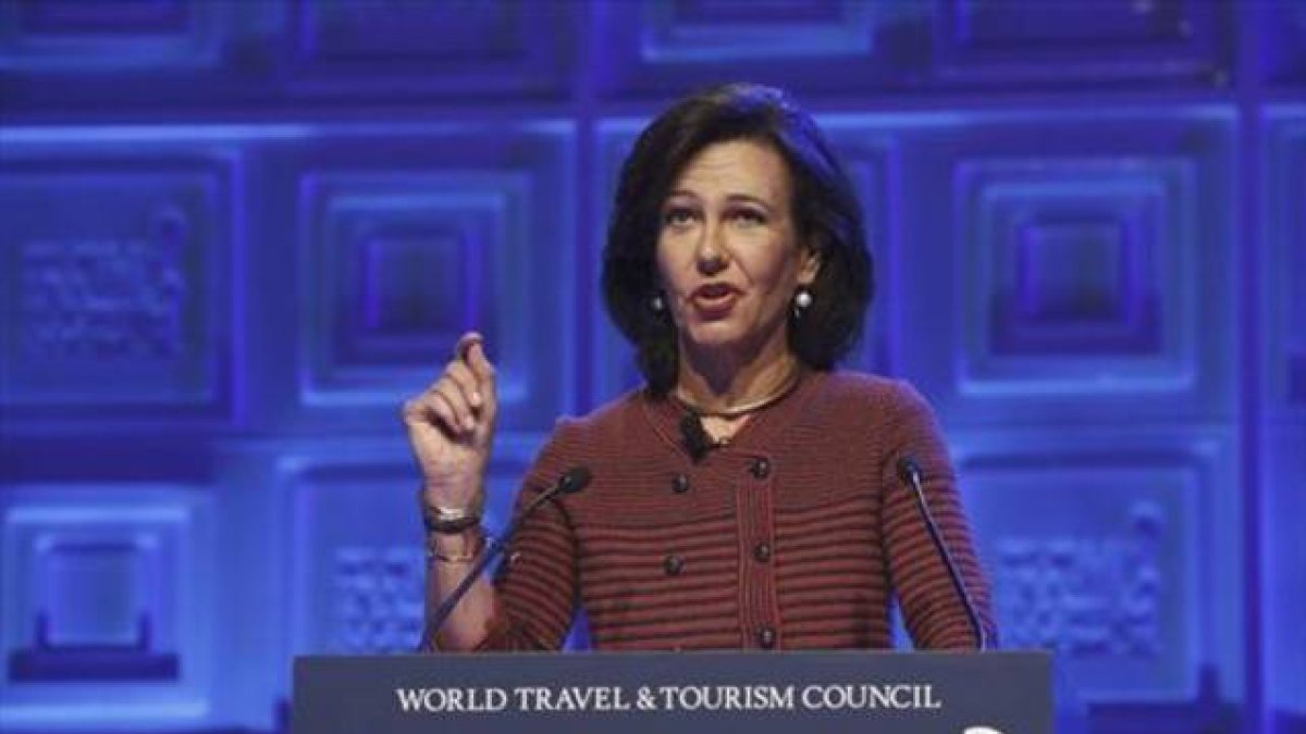 Decidida 8 La presidenta del Banco Santander, Ana Patricia Botín.-EFE / JAVIER LIZÓN