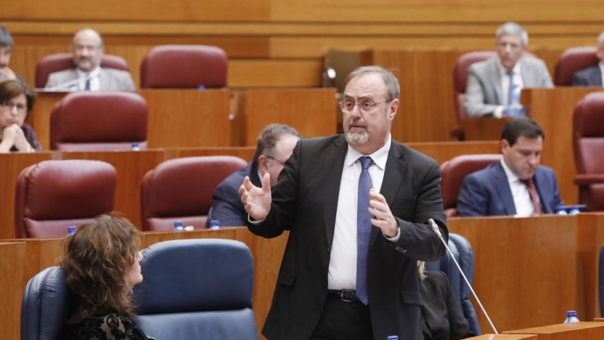 La Junta apuesta por un examen único estatal de acceso a la universidad-EL MUNDO