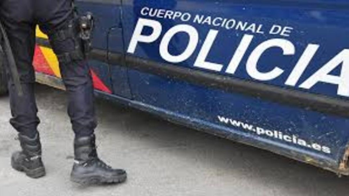 -POLICÍA NACIONAL