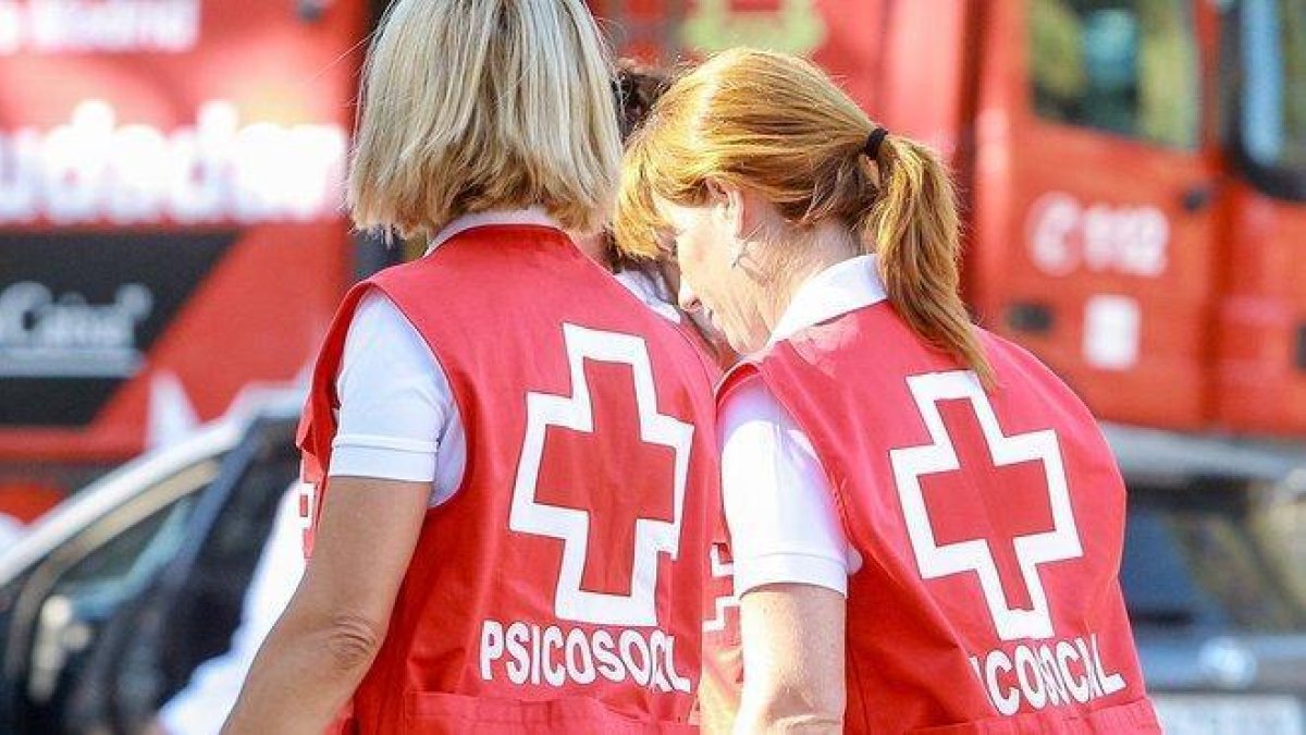 Miembros del dispositivo de emergencias por la desaparición de Blanca Fernández Ochoa, tras el hallazgo del cadáver.-EUROPA PRESS / RICARDO RUBIO