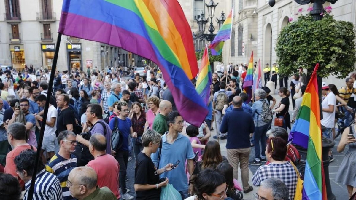 Concentración del colectivo LGTBI en Barcelona en junio pasado.-ALVARO MONGE