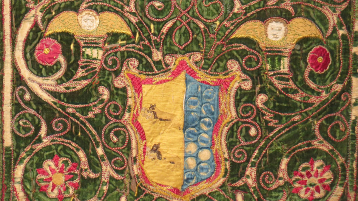 Bordado del escudo de los Avellaneda