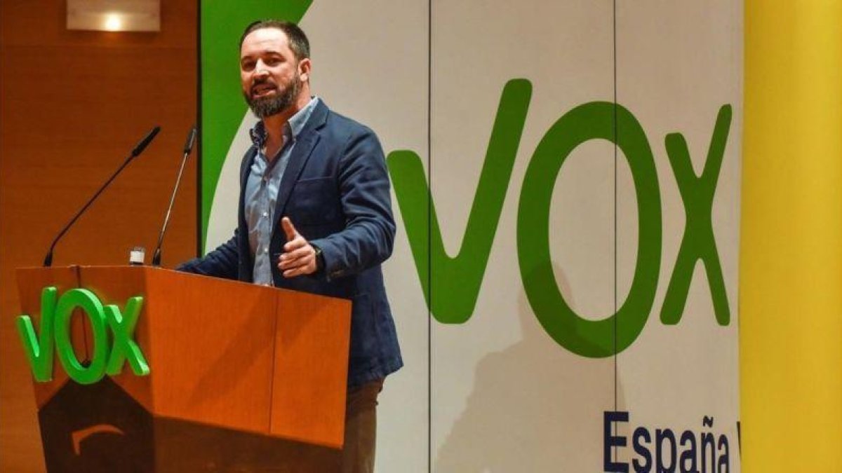 El presidente de Vox, Santiago Abascal, en un acto de su partido en Bilbao, el pasado mes de noviembre.-EL PERIÓDICO