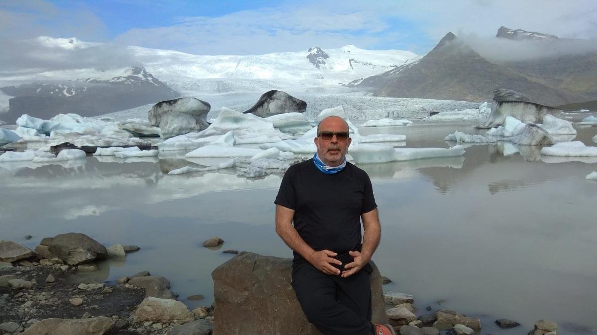 Miguel Latorre durante sus vacaciones en Islandia-HDS