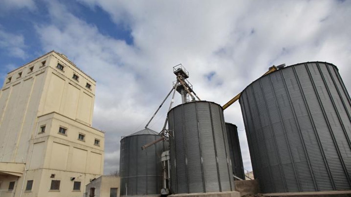 Silo de Almazán.-M.T.
