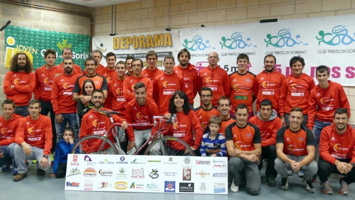 El Triatlón Soriano se presentó la pasada semana en el Módulo del Caep de cara al calendario en 2017.-Diario de Soria