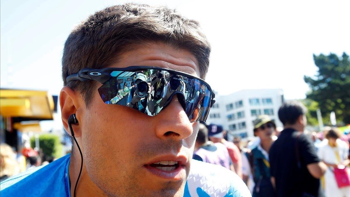 Mikel Landa, este miércoles, en la salida de Lorient (quinta etapa del Tour). /-KIM LUDBROOK