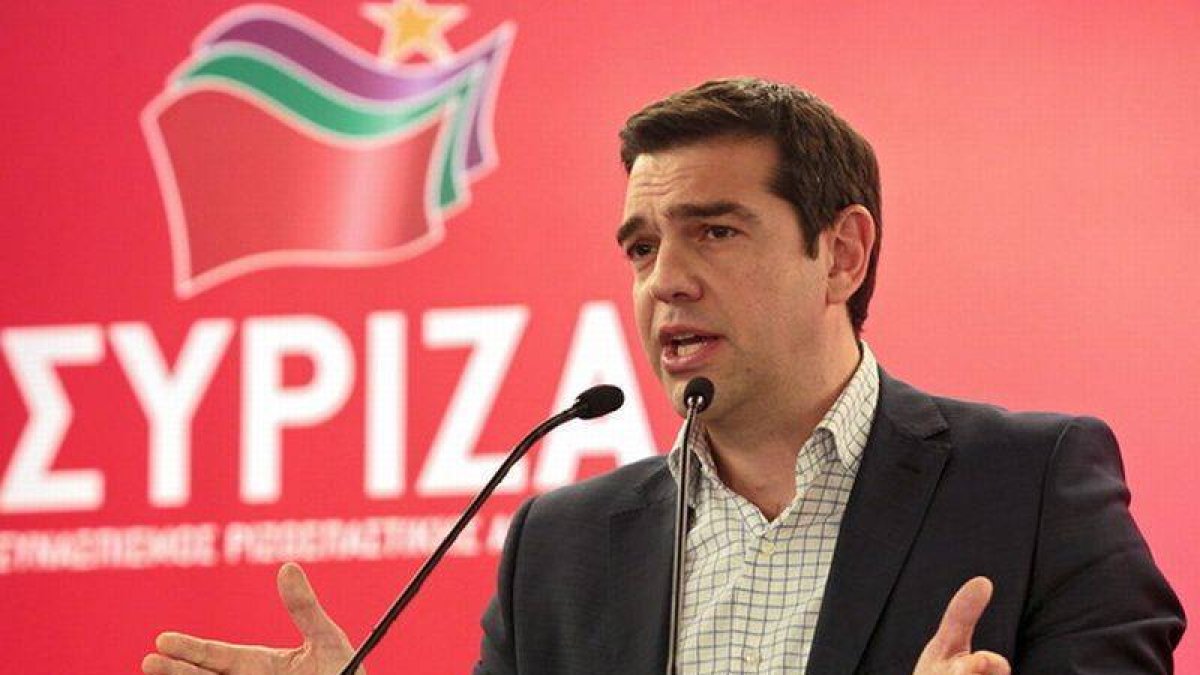 Alexis Tsipras, primer ministro griego, interviene ante el comité central de Syriza este sábado, en Atenas.-Foto: EFE / PANTELIS SAITAS