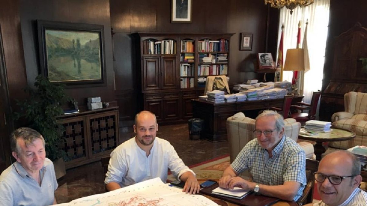 De izquierda a derecha, Romero, Aparicio, Bárez y Lara.-AYUNTAMIENTO DE SORIA