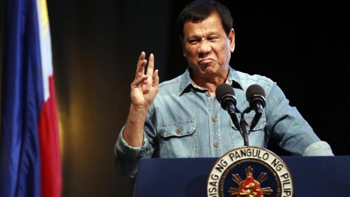 Duterte ofrece un discurso-EFE / FRANCIS R MALASIG