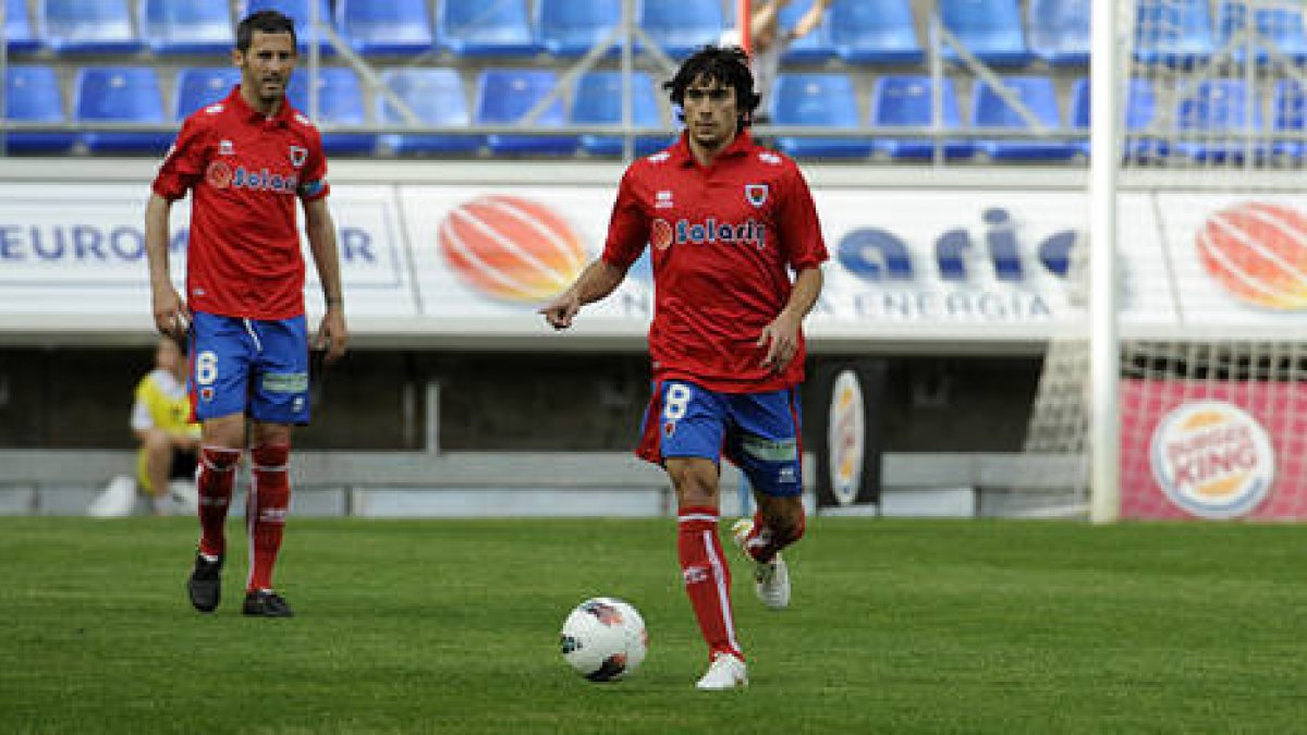 Víctor Andrés hace dos temporadas con la camiseta del Numancia. / Valentín Guisande-