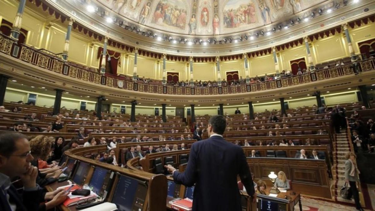 Pedro Sánchez durante el debate de su investidura fallida en el Congreso de los Diputados.-JOSÉ LUIS ROCA
