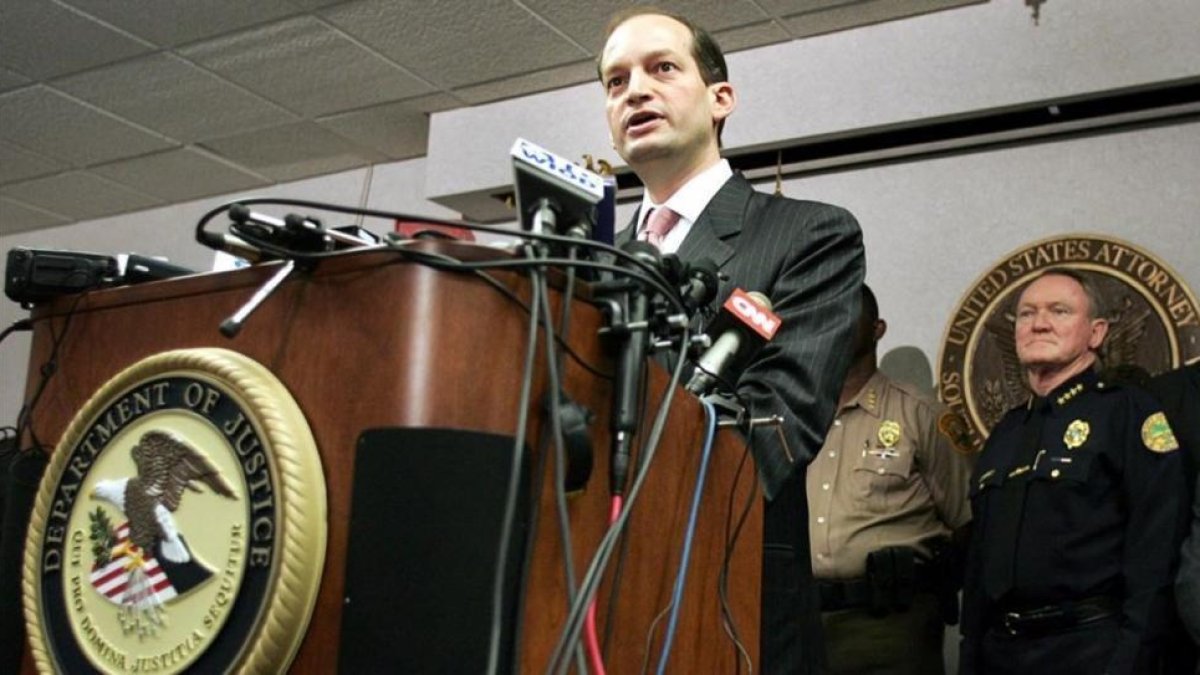 Alexander Acosta.-MARC SEROTA