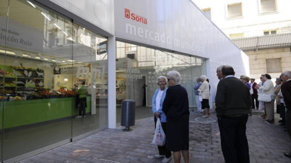 El mercado provisional. / Ú.S.-
