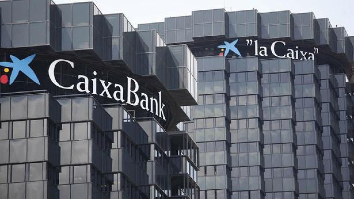 Sede central de CaixaBank.-JOSEP GARCIA