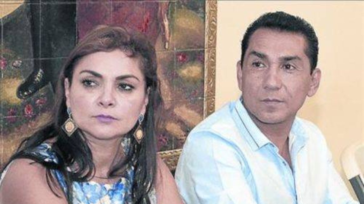 El matrimonio Ángeles Pineda y Luis Abarca.-Foto: AP / ALEJANDRINO GONZÁLEZ