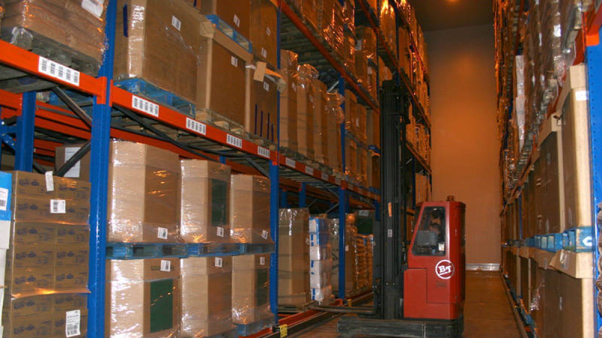 Instalaciones de la empresa Fri-ólvega, una de las que recibirá ayudas. / V. G. -
