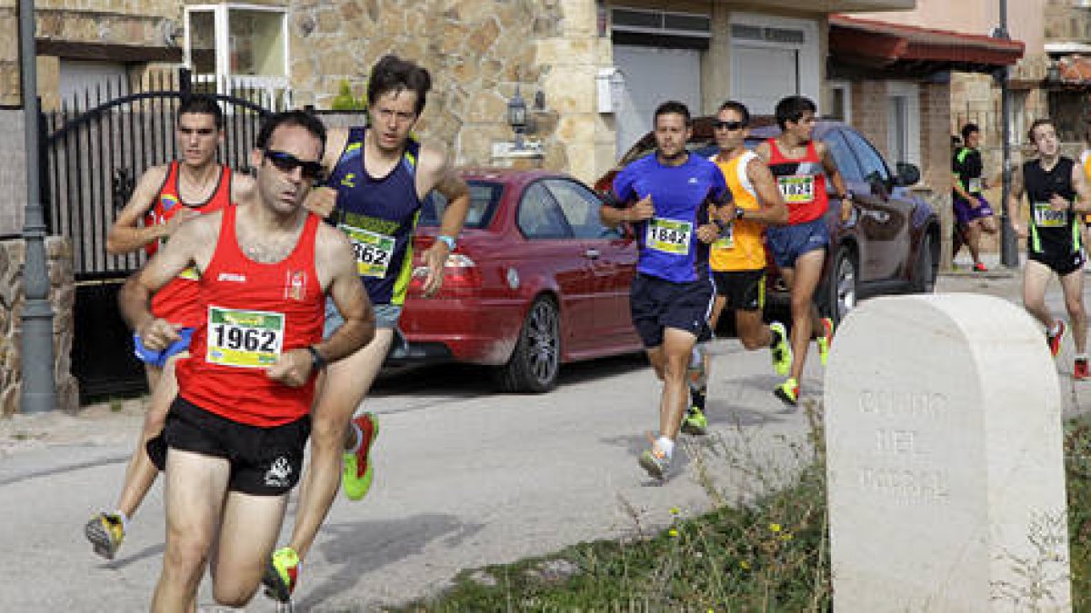 La sexta carrera de Golmayo contó con más de 300 corredores-