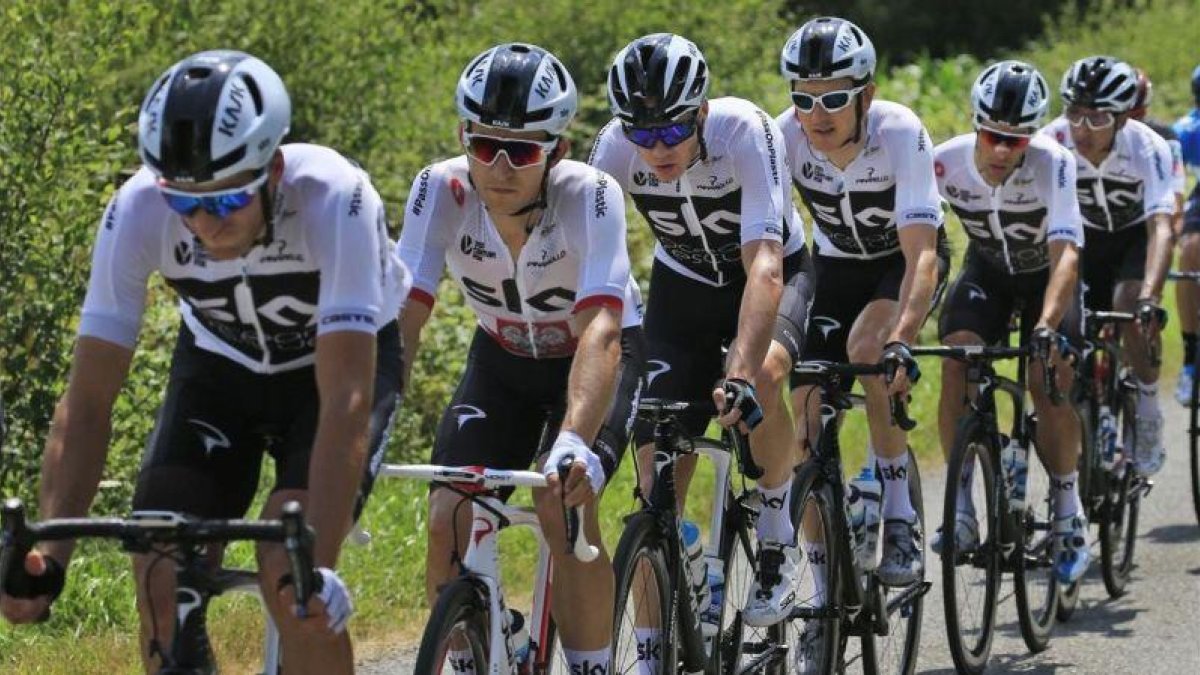 El Team Sky en competencia.-EL PERIÓDICO