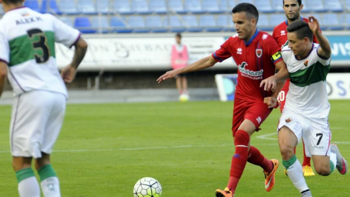 Julio Álvarez tampoco entreno ayer y se aleja del partido ante la Ponferradina.-Diego Mayor