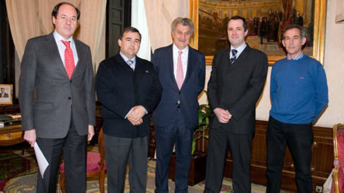 Javier Marqués, Epifanio Díez, Jesús Posada, Luis Miguel Bonilla y Adolfo Mercado. / Congreso-