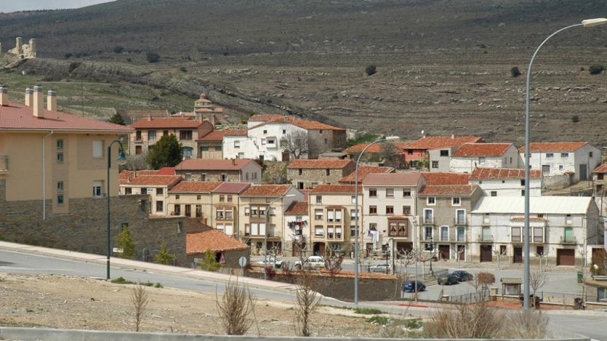 Panorámica de San Pedro Manrique.-Valentín Guisande